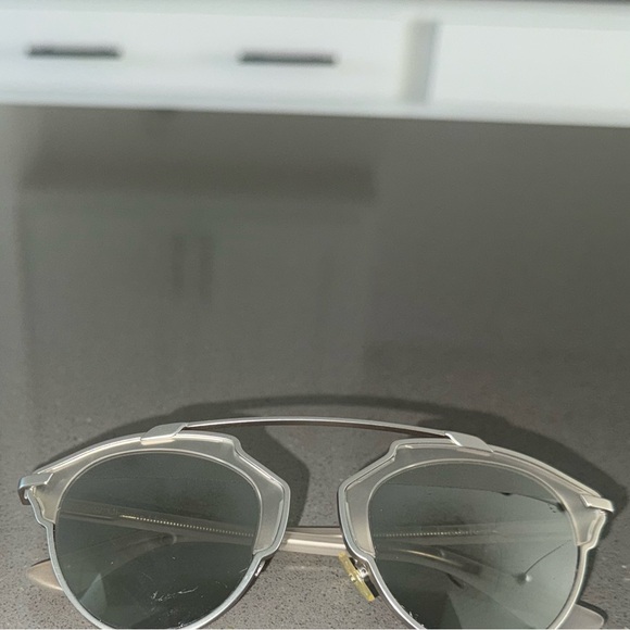 Authentic Dior Frame Black Lens Women's Sunglasses - Picture 2 of 9